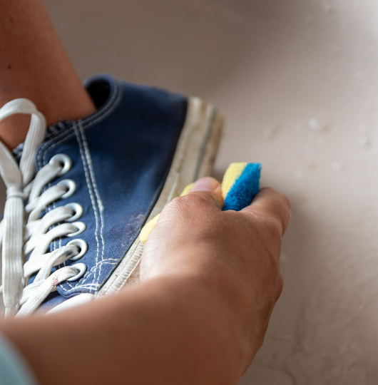 Comparing the cost and quality of doorstep shoe cleaning services in Delhi NCR